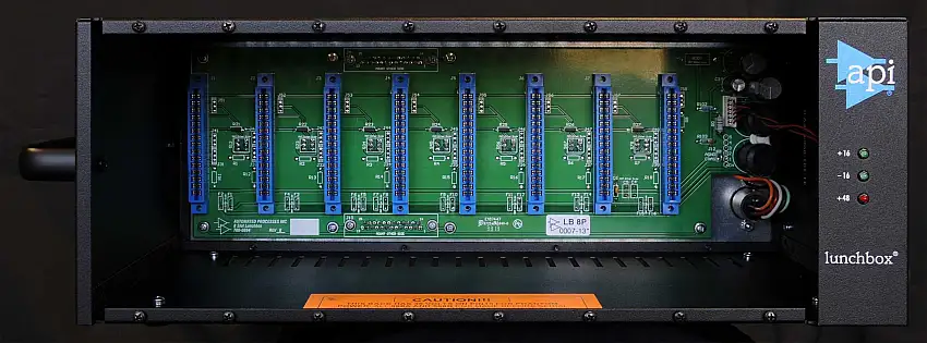 API Audio 500-8P Lunchbox