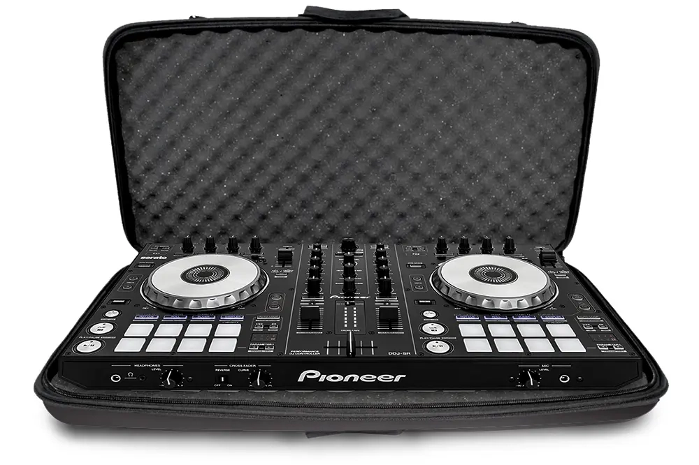 UDG Controller Hardcase L Black Mk2