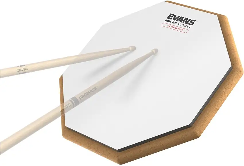 RealFeel RF10G-AT Practice Pad